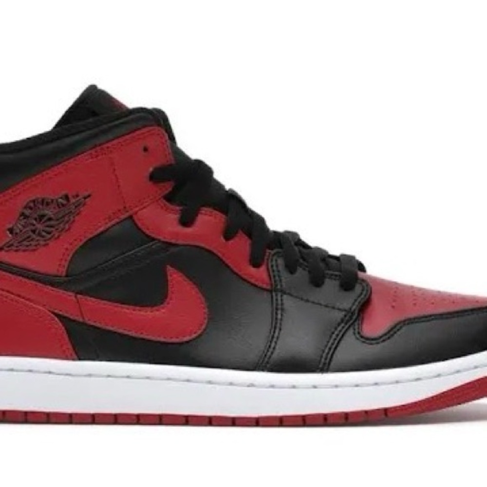 Jordan Men's Red and Black Sneakers